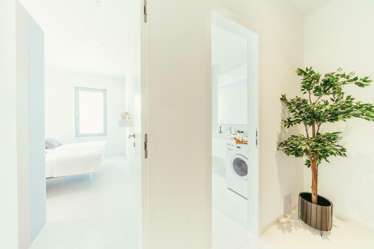 Unique Luxury Designers Apartment Right Next To The Beach Sukošan Eksteriør billede
